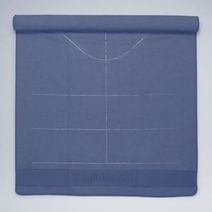 LULULEMON  Yoga Mat Towel With Grip_ BLUE - 26" x 71"